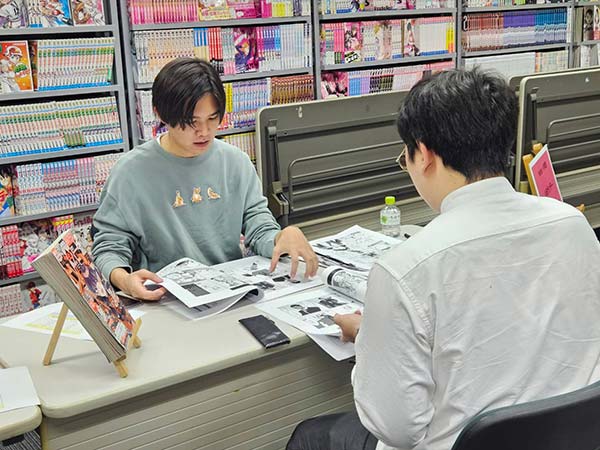 作品審査会に参加